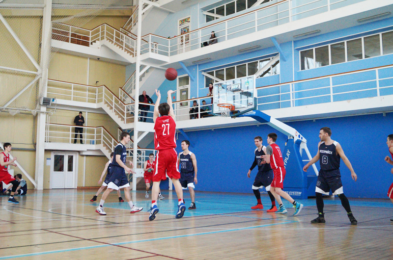 Юношеская команда «Спартак-Приморье» на полных правах выступает в чемпионате Межрегиональной любительской баскетбольной лиги (МЛБЛ)