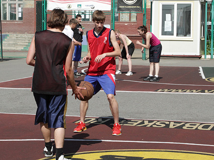 Ghetto Basket: команд меньше, mad shot больше