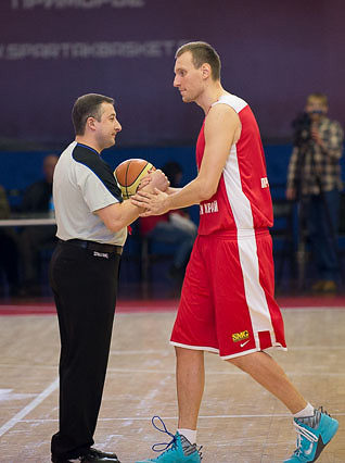 «Спартак-Приморье» - «Атаман» 73:54