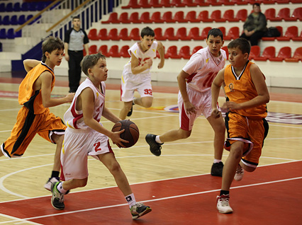 «Спартак-Приморье-99» одержал победу на зональном этапе первенства России