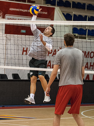 «Спартак-Приморье» меняет профессию