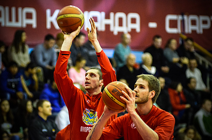 «Спартак-Приморье» - «Университет-Югра» 74:71