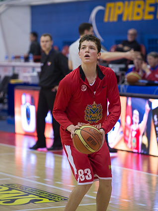 1/2 финала. «Спартак-Приморье» - «Автодор» 77:76