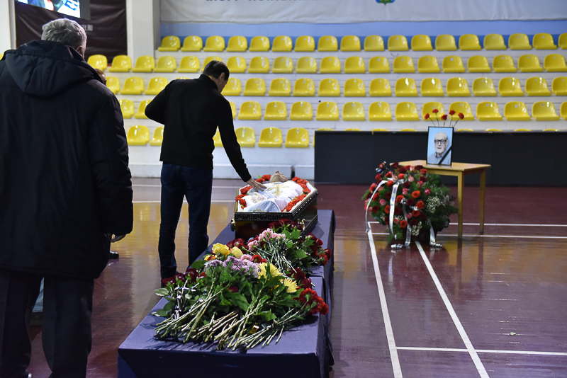 Владивосток простился с Сергеем Клигером