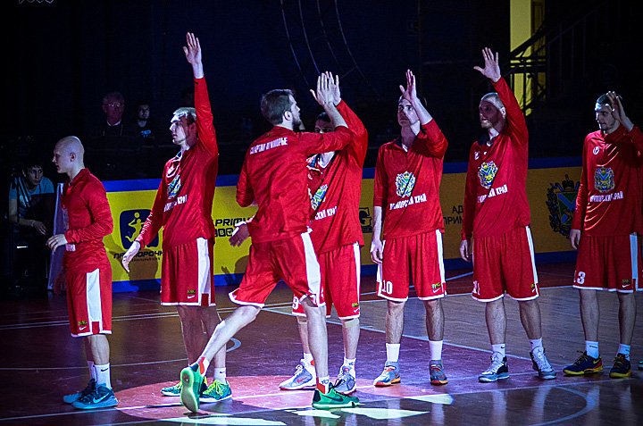 1/2 финала. «Спартак-Приморье» - «Урал» 85:73