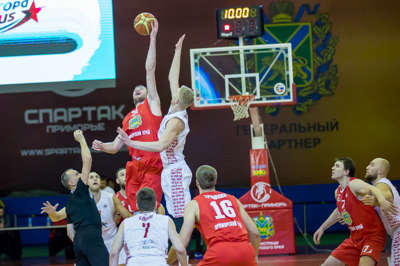 Суперлига. «Спартак-Приморье» - МБА 79:66