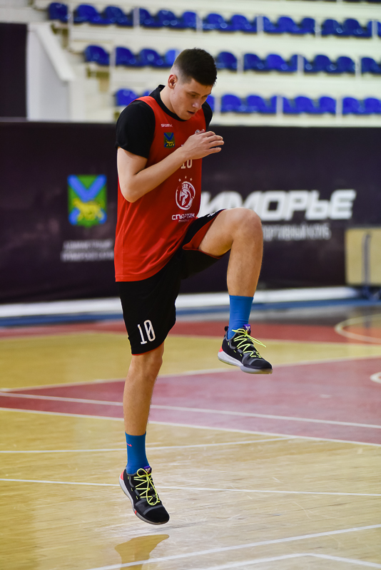 «Спартак-Приморье» приступил к тренировкам 