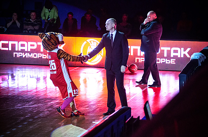 1/2 финала. «Спартак-Приморье» - «Урал» 82:73