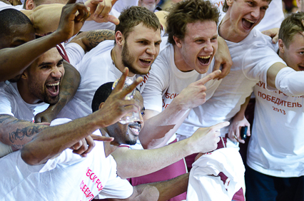 «Красные Крылья» - обладатель Кубка России, Забелин - лучший центровой «Финала четырех»