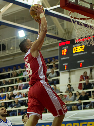 «Спартак-Приморье» - «Университет-Югра» 69:73 