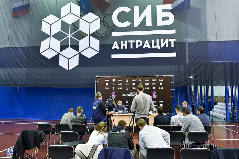 Пресс-конференция с участием Ивана Сыркина и Владимира Сапрыкина