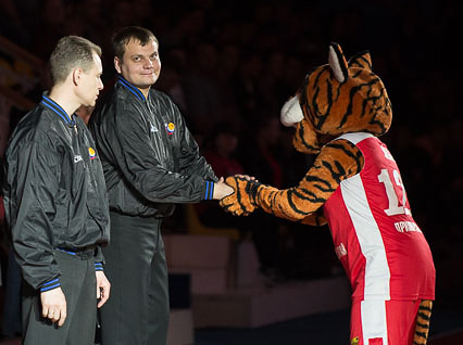 1/2 финала. «Спартак-Приморье» - «Автодор» 77:76