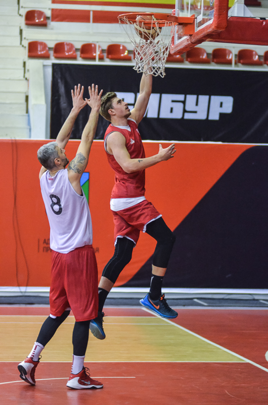 «Спартак-Приморье» провел первую тренировку в новом году 