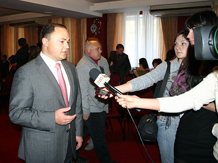 Мэр отметил баскетболистов