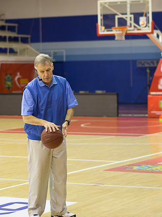 Сергей Елевич и Евгений Яхонтов проводят учебный семинар во Владивостоке