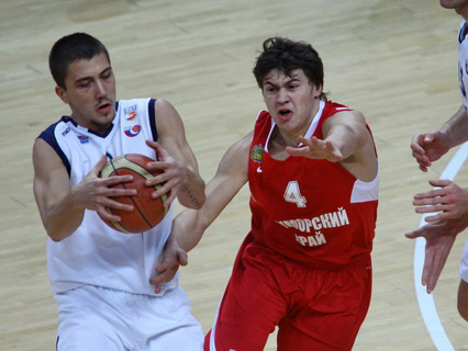 «Триумф» - «Спартак-Приморье» 77:59