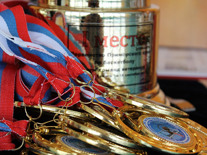 Ветераны открыли сезон в Большом Камне