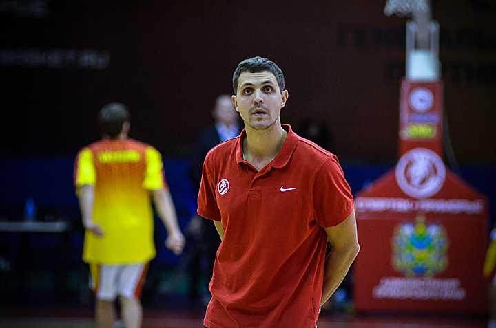 «Спартак-Приморье» - «Рязань» 79:82