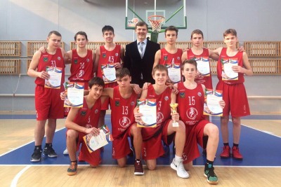 «Спартак-Приморье-2003» выиграл зональный этап первенства России 