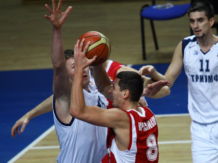 «Триумф» - «Спартак-Приморье» 77:59